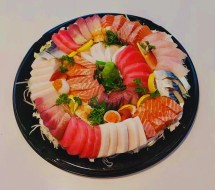 H Deluxe Sashimi Platter